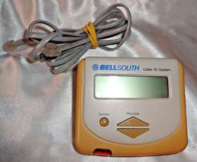 C1-150 Bellsouth Caller Id System Vtg Model No Works Prop Piece Also
