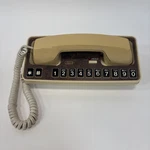 Vintage 1984 House Gte Large In-line Number Buttons Tan Telephone *test*. Fixed Price $19.95.
