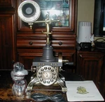 Vintage Paramount Collection Classic Series Push Button Telephone Reproduction. Fixed Price $50.00.